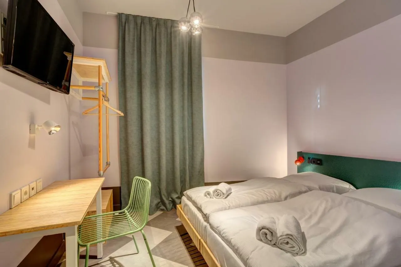 Meininger Hotel Paris Porte De Vincennes