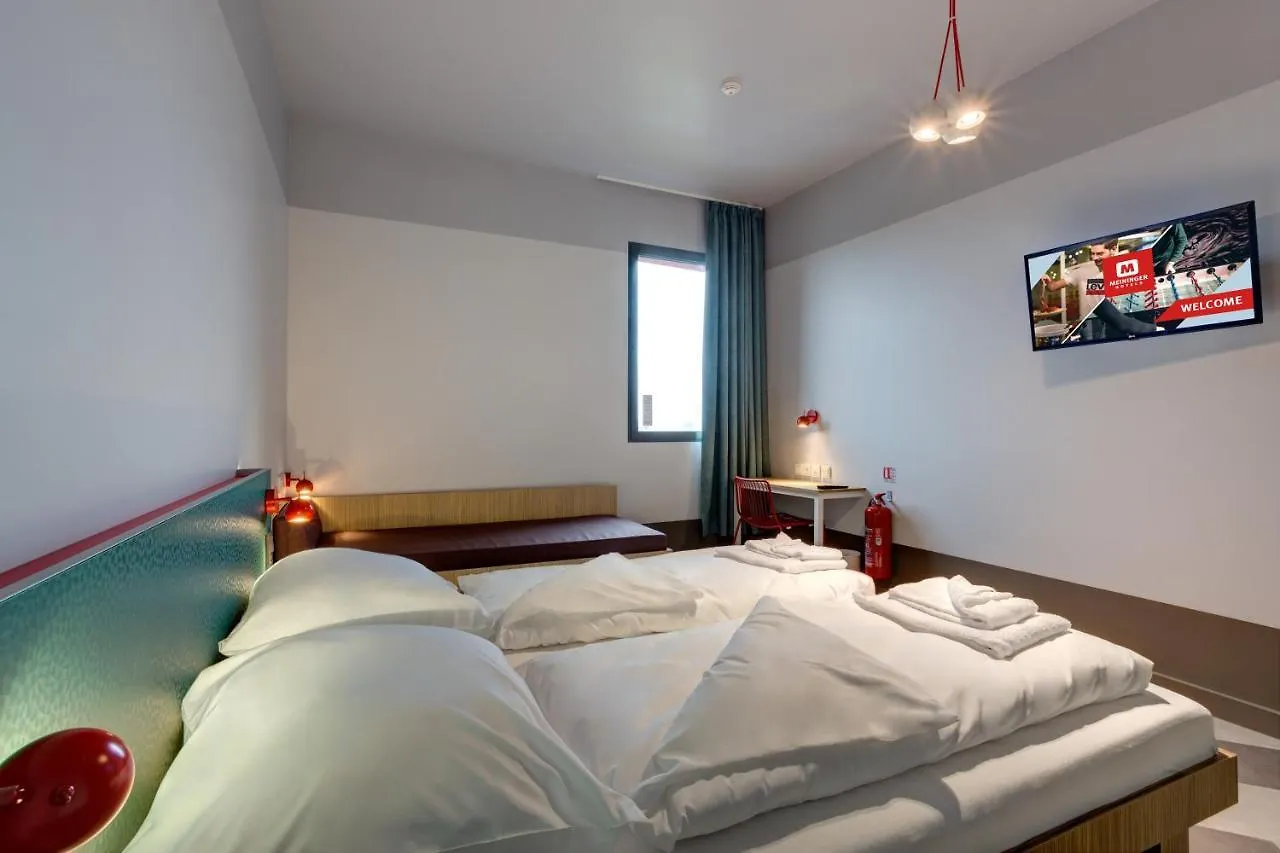 Meininger Hotel Paris Porte De Vincennes 2*,